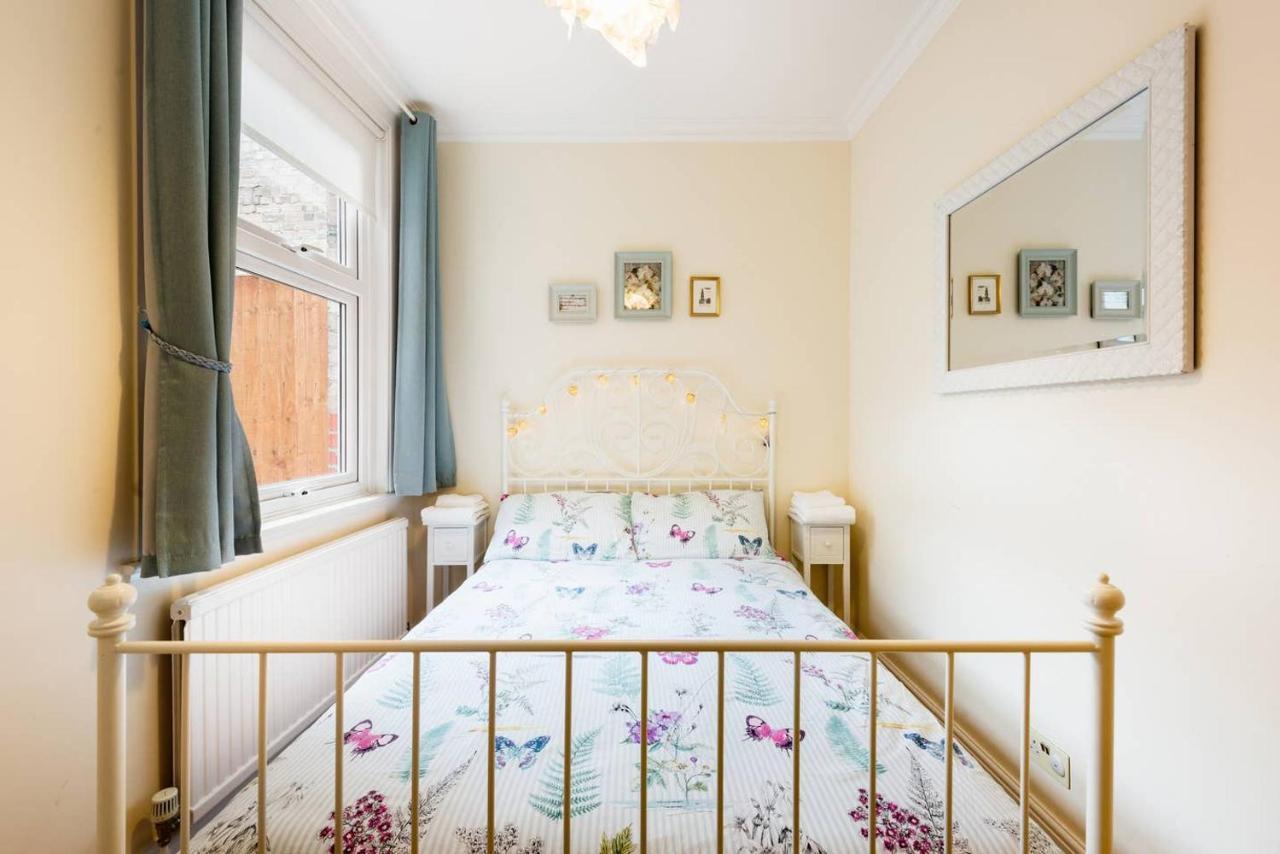Bikki Apartments - 2 Bedroom Harrow Exterior foto